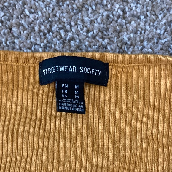 Streetwear Society Golden Ribbed Knit Top - Picture 2 of 2